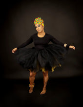 Load image into Gallery viewer, “Pearl” (Knee length Tutu)
